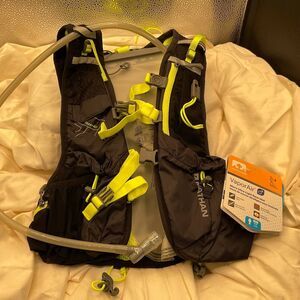 Nathan VaporAir 3.0 7 Liter Hydration Pack Black/Green NEW